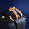 Pendientes de Aro con Forma de C Brillantes Sencillos Estilo Ins Diseño de Anillo Clásico Muestra Lujo Elegante