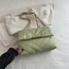 Bolso bandolera informal para mujer, moderno, sencillo, pequeño, cuadrado, novedad de verano 2024, bolso de hombro informal con ribete para mujer.