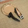 Salto Alto Quadrado Francês com Fivela de Strass e Bico Quadrado Feminino 2026 Verão Outono Novo Salto Bloco Sapatos de Salto Único Feminino Slip-on Simples Versátil
