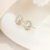 Brincos Xuping Liga Cor 14K Estrela Geométrica Coração Studs de Zircônia Luxo Leve Estilo Único para Mulheres