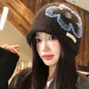 2026 Nuevo Gorro de Punto Jacquard Estilo Coreano Retro para Mujer, Versátil Cálido para Otoño e Invierno, Protección de Orejas, Adelgazante
