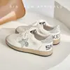 Zapatos Sucios Estrella Pequeños Zapatos Sucios Mujer Casual Deportes Piel Genuina Deteriorado Zapatos Blancos Planos Casual Combinación de Colores Tenis Deportivos