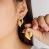 Pendientes irregulares de concha de alta calidad franceses chapados en oro de 18k pendientes de moda nicho OL pendientes de circonita al por mayor