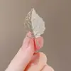 Broche com Acabamento de Luxo, Estilo Nicho e Simples, Alfinete de Roupa, Acessório de Pérola para Terno, Broche