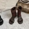 Botas de moda retro estilo europeo y americano de media pantorrilla con correa para mujer, verano 2026, puntera redonda, slip-on, que aumentan la altura, cómodas y frescas