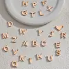 Nuevo Colgante de Collar de 26 Letras Color Oro Rosa Doble Agujero Horizontal Más Vendido en Europa y América Accesorios de Collar Sencillos de Acero Inoxidable