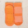 Meias Antiderrapantes para Trampolim Masculinas e Femininas Quatro Estações Novas Meias Indoor para Crianças Meias para Yoga de Educação Infantil Malha Respirável Meias Antiderrapantes