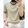 2026 Nova Camiseta Masculina de Verão Respirável Versátil Casual Color Block Estilosa de Alta Qualidade Manga Curta