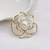 Broche com Acabamento de Luxo, Estilo Nicho e Simples, Alfinete de Roupa, Acessório de Pérola para Terno, Broche