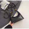 Bolso Marrón Nicho de Alta Gama para Mujer 2024 Nuevo Otoño e Invierno Bolso Bandolera de Hombro Retro Mini Portátil Bolso Dumpling