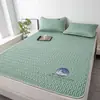 Categoría a Grado Materno e Infantil Set de Tres Piezas de Colchoneta de Látex de Seda de Hielo Verano Sábana Ajustable Dormitorio Estudiante Colchoneta Acondicionada Transpirable