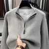 Chaqueta cárdigan de punto estilo Old Money para hombre, cuello semi alto, cierre de cremallera, color liso, versátil, lujo ligero, simple, alta calidad, suéter para hombre