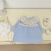 Conjunto de dos piezas de camisa de muñeca con cuello de encaje de hoja de loto de primavera para niña de estilo coreano con falda de tirantes, traje a cuadros elegante para bebé