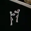 Pendientes de Flor de Zircón Perla Aguja de Plata Minimalistas Modernos Versátiles Elegantes Pendientes de Lujo Ligero Pendientes de Gama Alta Venta al por Mayor