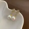 Pendientes de Diamante Super Brillantes Gama Alta Lujo Ligero Diseño de Nicho Simple Exquisitos Versátiles Dulces Moda Joyería para Orejas Venta al por Mayor