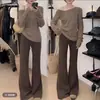 Conjunto de Suéter de Ombro Caído Estilo Coreano + Calça Casual Grossa Flare Estilo Coreano