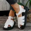 2026 Sandálias Casuais Femininas Novas para Primavera/Verão, Fechadas, com Trama, Fivela e Tira, para Uso Externo, Romanas, Tamanho Grande, Comércio Exterior Europeu e Americano