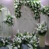 Mori White set de escena de boda fresca floral flor artificial flor de camino punto de fondo escenario arreglo de bienvenida