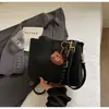 Bolsa de Mão Retrô de Luxo Bolsa Saco Novo Estilo Inverno 2025 Bolsa de Ombro Fashion Tendência Bolsa Transversal Versátil