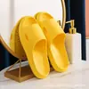 Pantuflas de verano para mujer, para el hogar, el baño, antideslizantes, con suela gruesa, para uso en interiores y exteriores, sandalias y pantuflas para el hogar para parejas, para hombre.