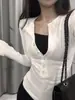 Camisa Básica Blanca para Mujer, Primavera 2026, Hombro Normal, Cuello Semiabierto, Blusa de Botones, Corte Ajustado, Estilo Chica Picante, Camiseta Versátil de Manga Larga