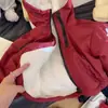 Jaqueta com forro de fleece Outono/Inverno 2026 para meninos e meninas, estilo coreano popular, agasalho quente com capuz para crianças de meia-idade e mais velhas