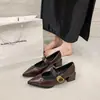 Outono Palavra Única 2026 Salto Médio Espesso Novo Estilo Bico Fino Mary Janes Moda Boca Rasa Sapatos Únicos Femininos Versátil Emagrecimento