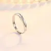 Anillo de Pareja Pluma de Cupido para Hombre y Mujer Diseño de Nicho Ins Moda Anillo de Boca Viva Día de San Valentín para Novia