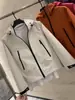 Modelo asequible para parejas, chaqueta exterior de concha dura a prueba de viento e impermeable con costuras selladas, sin costuras, para senderismo y montañismo, para hombres y mujeres