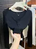 Camiseta de Manga Larga con Cuello en V Retorcido para Mujer, Nuevo Estilo 2026, Camiseta Básica Reductora de Edad y Adelgazante, Top de Moda Versátil y Tendencia