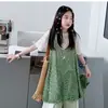 Moda de Verano 2026 para Niñas Estilo Bosque Hermoso para Niñas Mayores: Conjunto de Tres Piezas: Top de Encaje, Blusa y Pantalones de Pierna Ancha