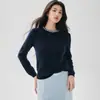 Suéter de cachemira de color liso para mujer, de estilo francés, lujo discreto, con pedrería hecha a mano, cuello redondo, mangas largas y un tejido suave y amigable con la piel.