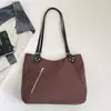 Comercio Exterior Retro Bolsas de Mano de Nicho Europeas y Americanas para Mujer Otoño 2026 Gran Capacidad Estilo Páramo Versátil Bolso de Hombro Único