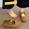 Sapatos Mary Jane Retrô de Camurça com Solado Grosso Feminino 2026 Outono Novos Sapatos Rasos Versáteis para Combinar com Saias Mocassins