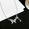 Colar borboleta rosa estilo coreano, feminino, design único e requintado, corrente de clavícula versátil com incrustação de zircônia super brilhante