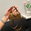 Bolso Cruzado de Verano 2026 Nuevo Estilo Coreano de Gama Alta de Nicho para Mujer, Bolso Cruzado de Moda para el Trabajo, Bolsos de Mujer al por Mayor