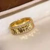 Anillo Popular Vintage Triturado con Hielo Incrustado de Xiaohongshu, Anillo Simple y de Gama Alta para el Dedo Índice, Anillo Elegante, Envío Directo de Una Pieza