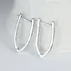 Pendientes Redondos de Diamante Blanco con Diseño en V Populares de Nicho Ins de Shein para Mujer