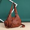 Moda tejida retro remache bolso de hombro axilar para mujer gran capacidad portátil bolso de mano trasero cremallera antirrobo