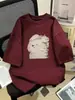 Nueva Camiseta de Algodón de Manga Corta de Moda para Hombre en Verano, Retro Americano Borgoña Holgada Versátil Estampada Top Estilo Coreano