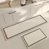 Alfombrilla especial para suelo de cocina japonesa 2024 nuevo estilo crema lodo de diatomeas antideslizante impermeable y a prueba de aceite alfombra larga