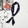 Lenço de seda estreito versão coreana feminino primavera verão outono chiffon fivela de pérola lenço pequeno cinto versátil bolsa longa com lenço de cabeça