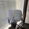 Bolsa transversal simples da moda 2024 Início do outono Novo estilo coreano Bolsa quadrada pequena da moda Bolsa de ombro casual para deslocamento Bolsa feminina