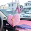 Coração de Pelúcia com Alfabeto Argila Acessórios para Interior de Carro Pingente para Mulheres, Ornamento de Pendurar Espelho Retrovisor de Carro com Strass