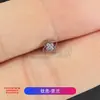 Pendientes de Aleación de Titanio F136 con Diseño de Flor Hueca de Cuatro Pétalos, Incrustación de Circonita, Tornillo Interno para Hélice de Oreja, Piercings para Labio, Joyería para Piercings de Titanio G23