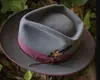 Venta al por mayor de fábrica moda cinta de lazo cinta decorativa borde de sombrero de copa cubierto sombrero de fieltro de lana pura sombrero de fieltro de lana