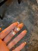 Pendientes de perla gris con agujero en la oreja y aguja de plata 925, 2024, nuevos y únicos, diseño de nicho, pendientes de alta gama para mujer.