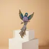 Broche de Pájaro Volador Simple de Aleación Retro Europeo y Americano Pin de Joyería Versátil Creativo para Traje de Hombre y Mujer