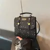 Nova Bolsa Cambridge 2026 Mochila Feminina Estilo College com Decoração de Estrela, Mochila Versátil para o Dia a Dia, Mochila Escolar Leve e Moderna