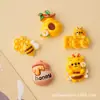 Lindos accesorios de abeja de dibujos animados con pegamento de crema, dijes para zapatos para colgar en la pared, accesorios de resina, joyería DIY, pinzas para el cabello